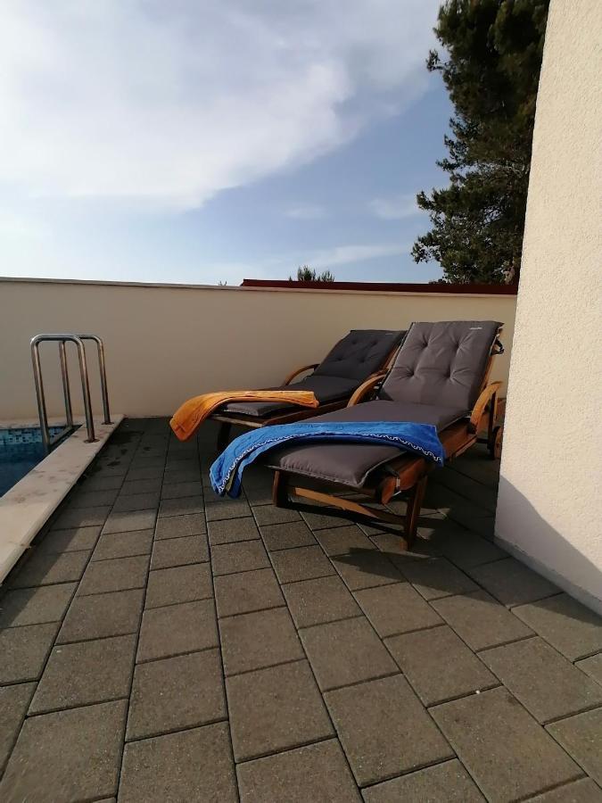 Apartment Iva Šilo Kültér fotó